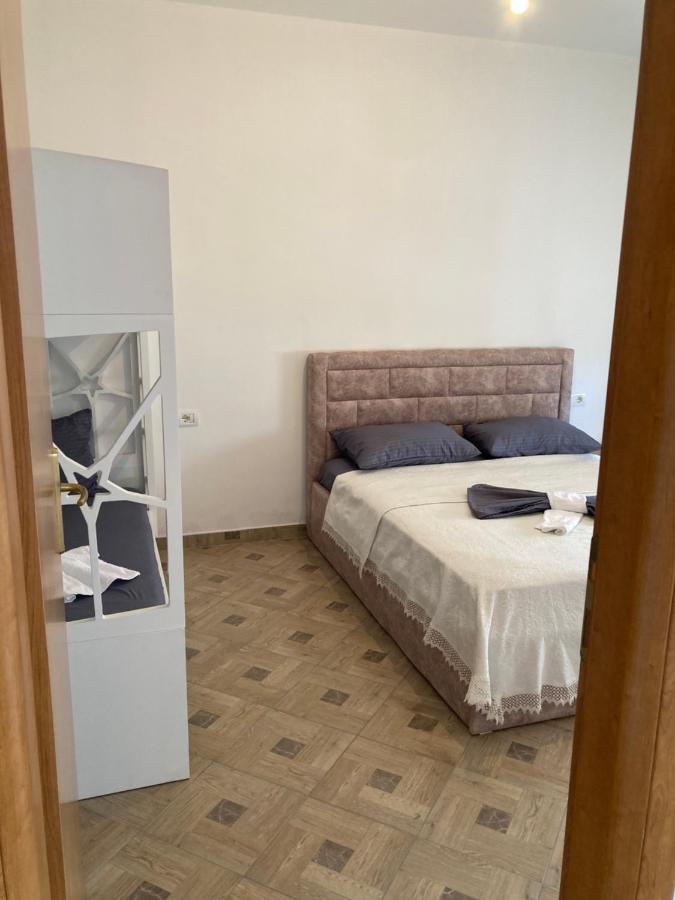 Lungomare Holiday Apartments Durres Exterior photo